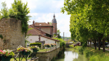 Connaissez-vous ce village pittoresque à 1h de Paris plein de charme bucolique