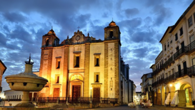 Évora La ville secrète du Portugal qui séduit les voyageurs