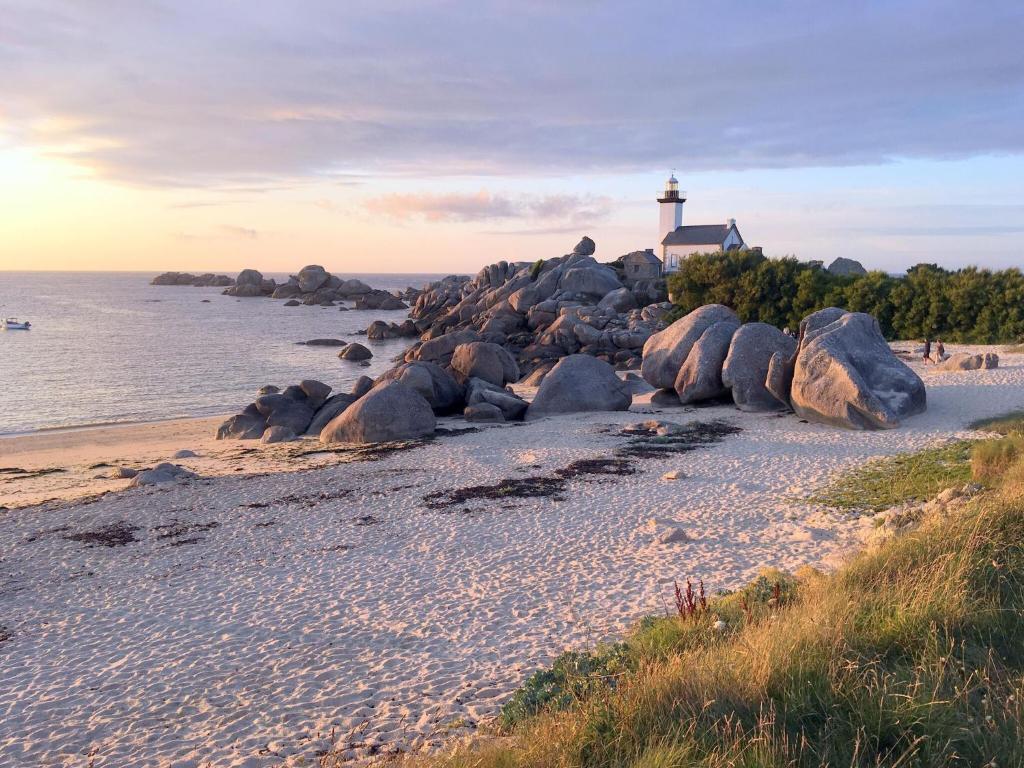 Quel est ce coin breton enchanteur qui évoque les tropiques et prolonge l'été 1