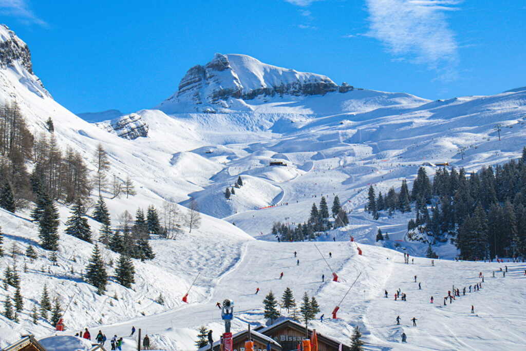 Station de ski Cette station alpine bat tous les records de neige cet hiver 1