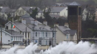 577 000 foyers plongés dans le noir après la tempête Eowyn au Royaume-Uni et en Irlande