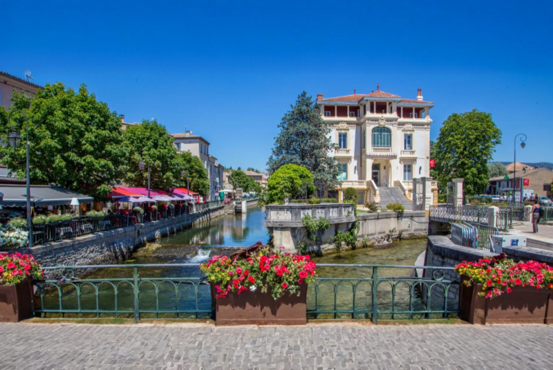 Vacances d'été Plongez dans l'authenticité d'une escapade provençale au Vaucluse !