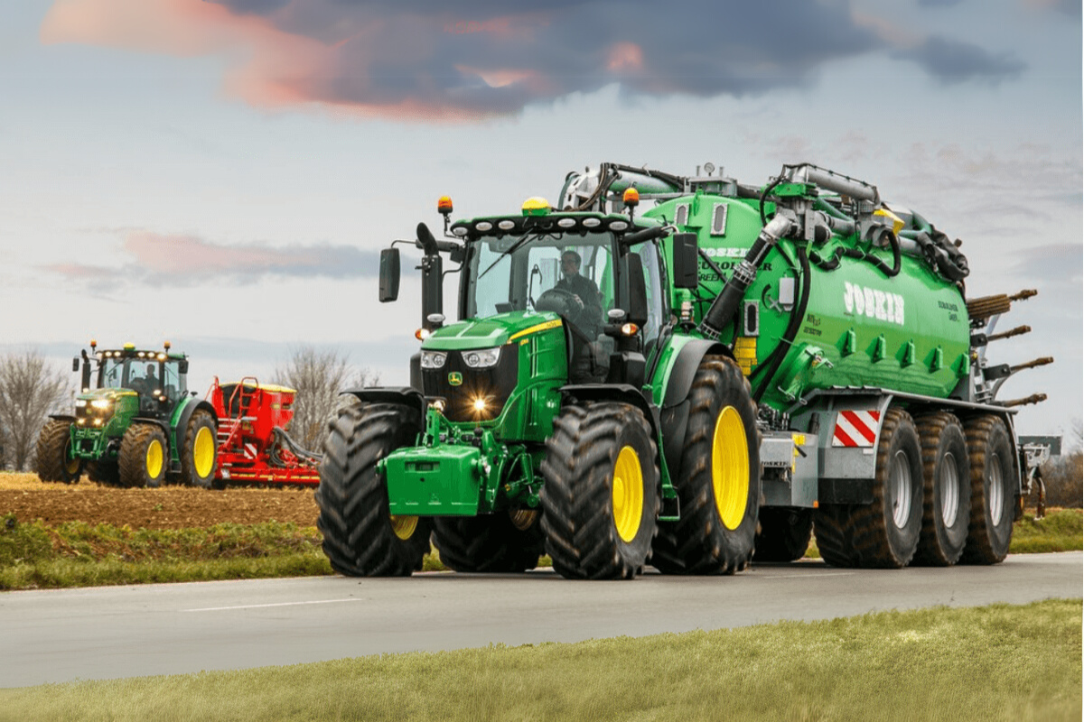 John Deere s'engage avec Growth Energy Quels impacts sur l'économie rurale et l'environnement