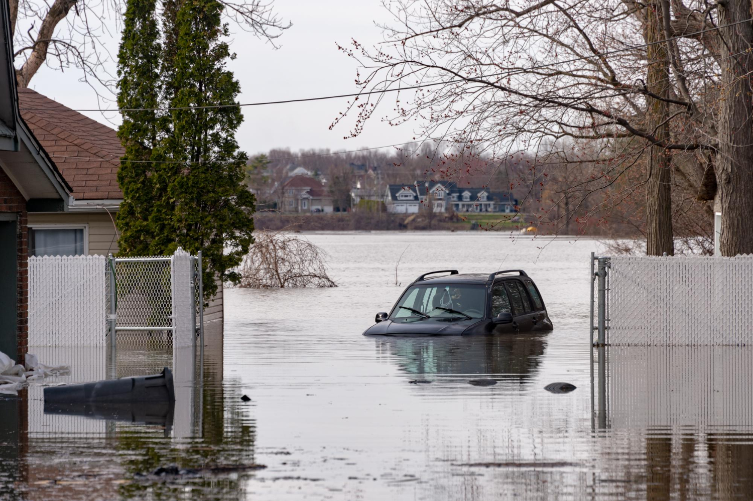 Alerte météo des crues dévastatrices en cours, trois départements en vigilance orange ce lundi !