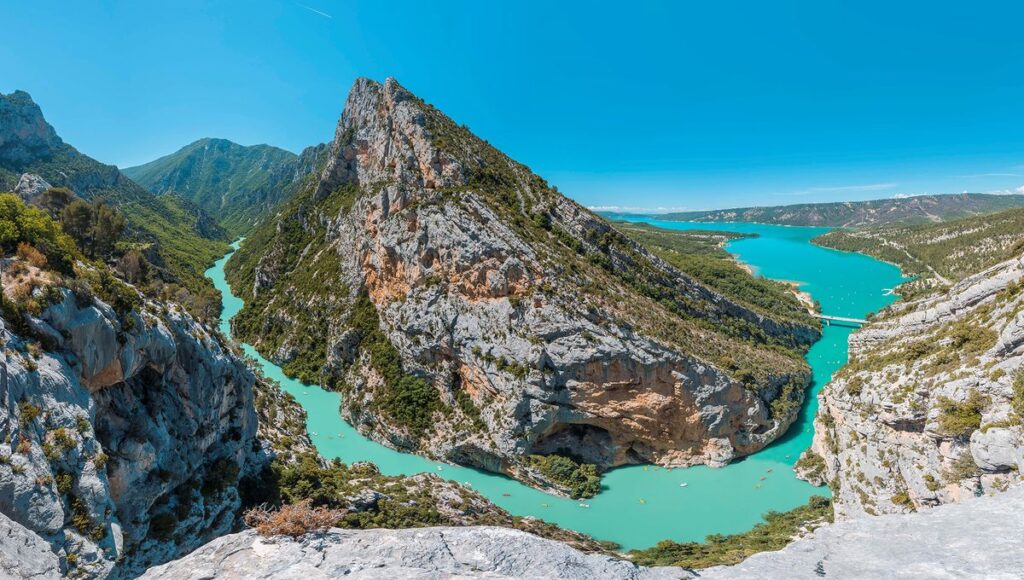 Évasion et détente dans le Var Plages paradisiaques, randonnées et plaisirs gourmands 1
