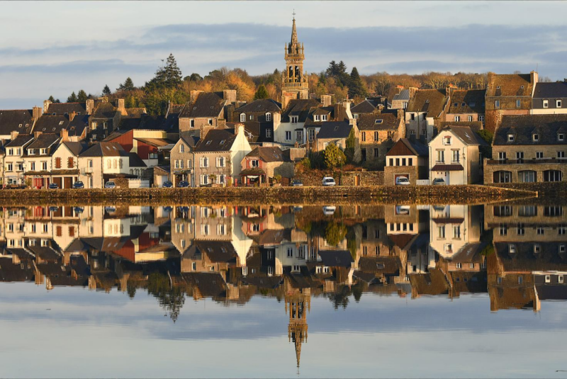 Légendes et mystères Plongez dans l'univers fascinant d'un village Breton !