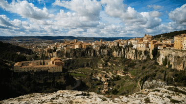 Secrets d'une cité médiévale Espagnole Histoire et mystères à explorer 2