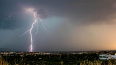 Vigilance jaune pour orages et crues Quels sont les départements concernés