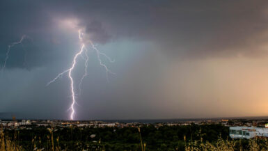 Vigilance jaune pour orages et crues Quels sont les départements concernés
