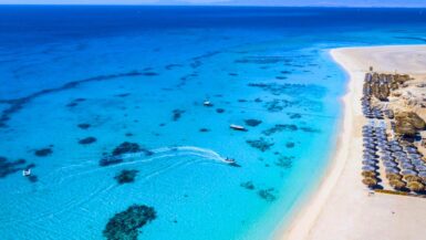 À 4h de la France, cette île égyptienne méconnue rivalise avec les Maldives pour une fraction du prix