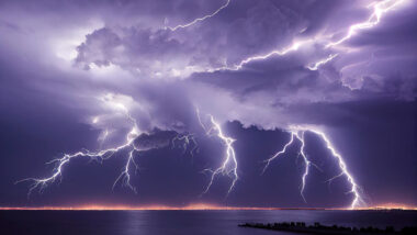Alerte jaune pour orages ce vendredi, 13 départements toujours sous surveillance