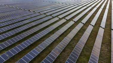 Énergies renouvelables Sungrow équipe cinq grands parcs solaires indiens