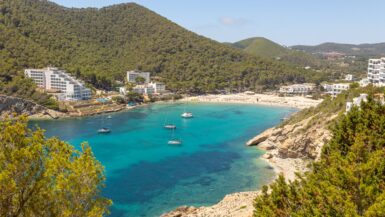 À 15 minutes d’Ibiza, ce village paisible séduit les voyageurs en quête de calme