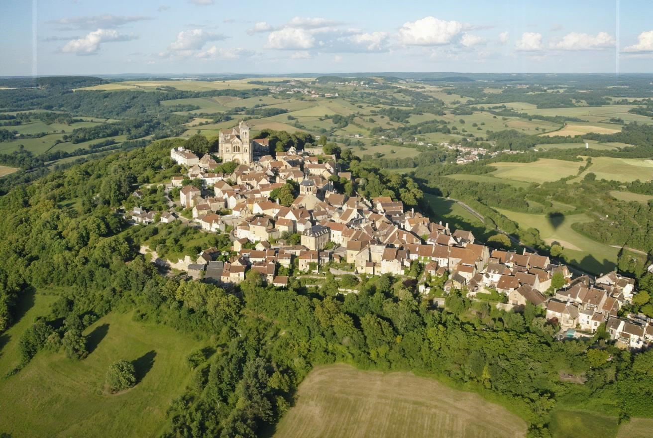 À 3h de Paris, ce coin de paradis au charme provençal est parfait pour se ressourcer