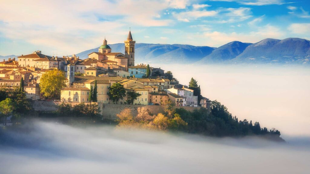 Alternative à la Toscane cette région italienne méconnue vous attend pour un été inoubliable 1