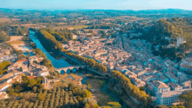 Patrimoine caché ce village près de Montpellier vous émerveillera !