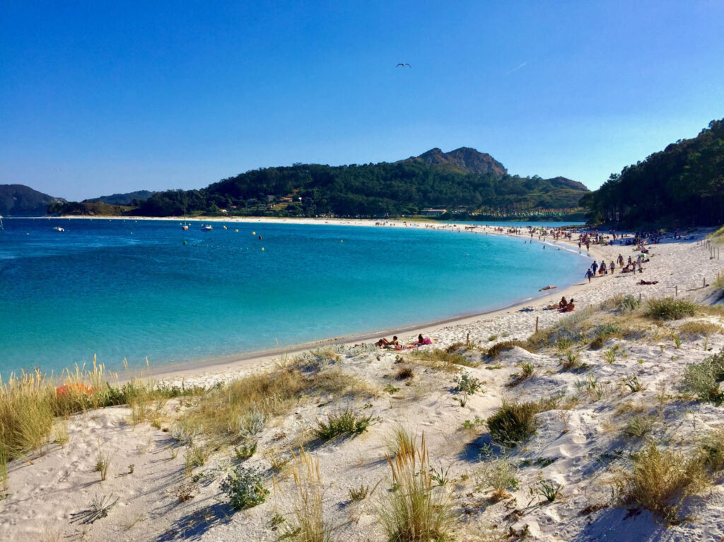 Prêt à découvrir les plages secrètes d’Espagne que même les locaux veulent garder pour eux 1