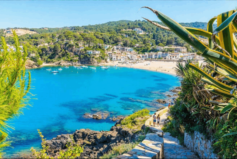 Prêt à découvrir les plages secrètes d’Espagne que même les locaux veulent garder pour eux