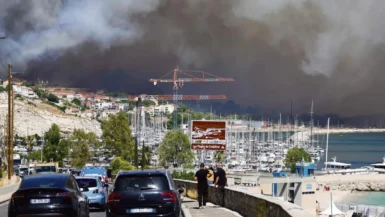 Canicule, sécheresse, incendies 18 départements en alerte maximale