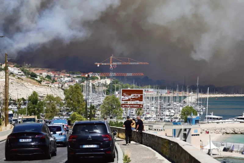 Canicule, sécheresse, incendies 18 départements en alerte maximale