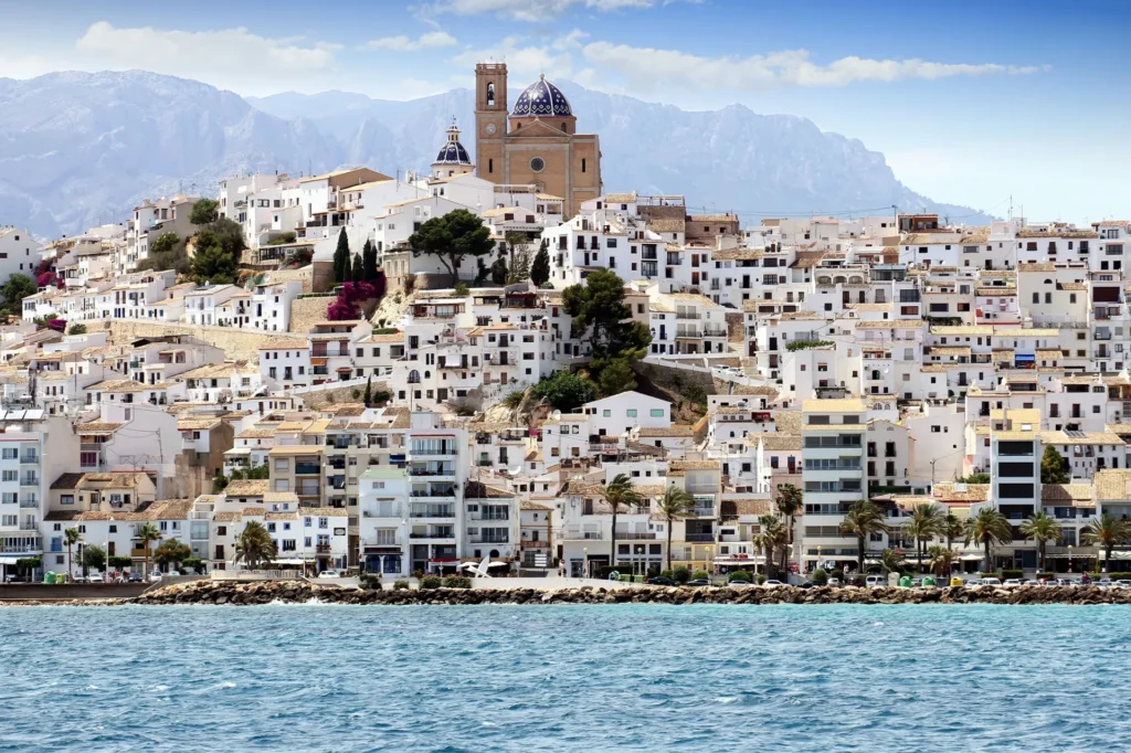 Ce bijou méconnu dévoile l’un des plus beaux panoramas de la Méditerranée 1