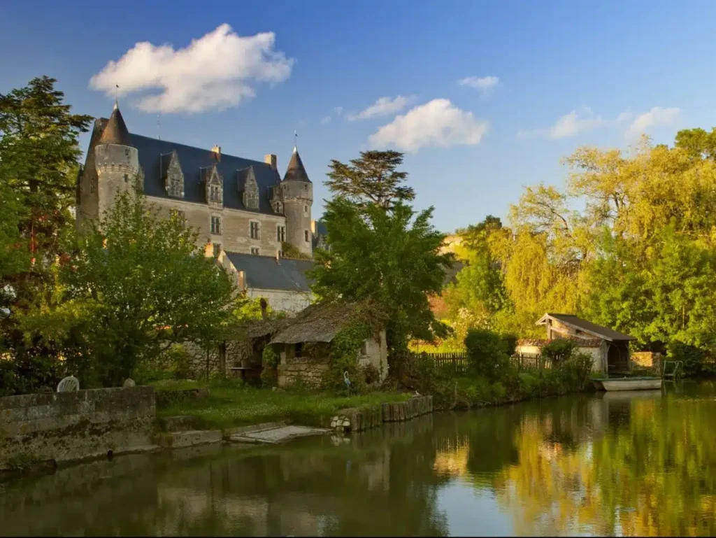 Ce village médiéval classé parmi les plus beaux de France est une escapade idéale pour le week-end 1