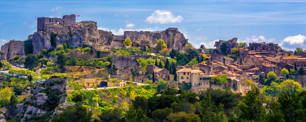 Ce village médiéval des Alpilles est une escapade parfaite pour l’été 1