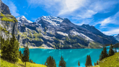 Cet incroyable lac suisse caché dans les Alpes est un paradis naturel à découvrir absolument 1