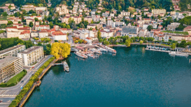 Entre nature luxuriante et vestiges historiques, cette ville du sud de la Suisse fait chavirer les cœurs cet été