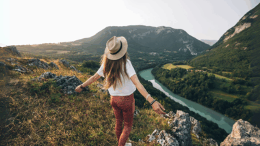 Envie de ralentir cet été Ces villes sereines sont les nouvelles capitales du slow tourisme en 2025