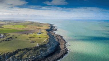 Marre des plages bondées Ce havre de paix vous attend à bras ouverts !