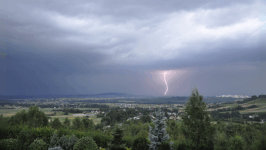 Orages violents attendus ce 14 juillet quelles régions sont les plus à risque