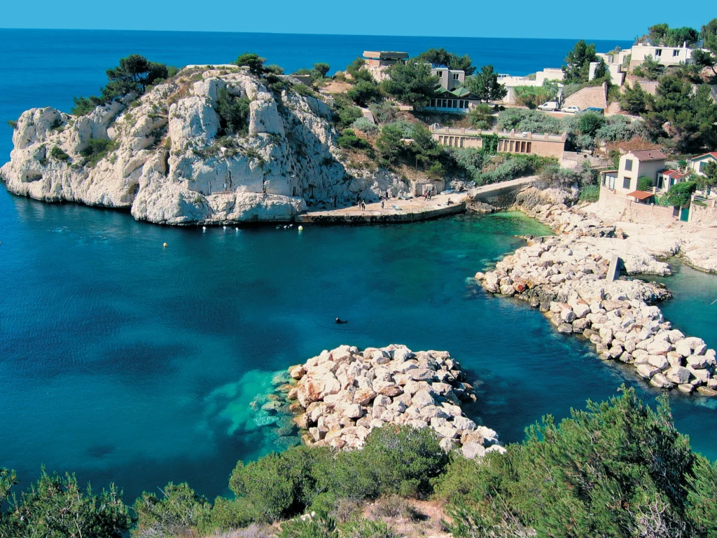 Voici la destination parfaite pour une escapade tranquille entre mer turquoise et nature brute 1