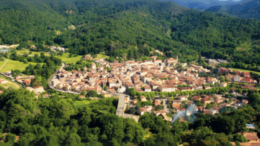 À deux pas de Saint-Tropez, ce havre de paix offre nature, histoire et gourmandises