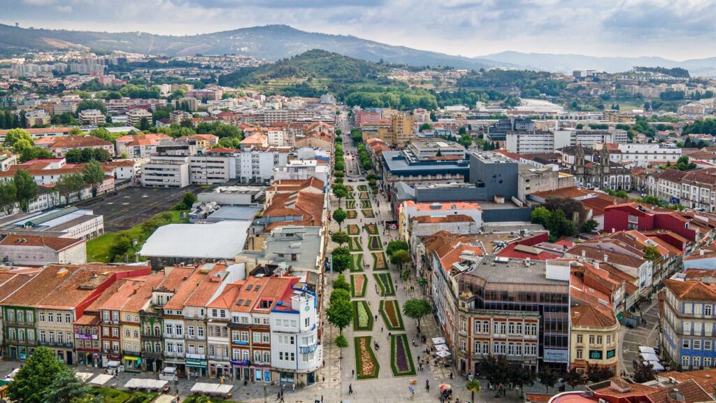 Cet été, explorez des villes portugaises où le baroque se dévoile dans toute sa splendeur 1