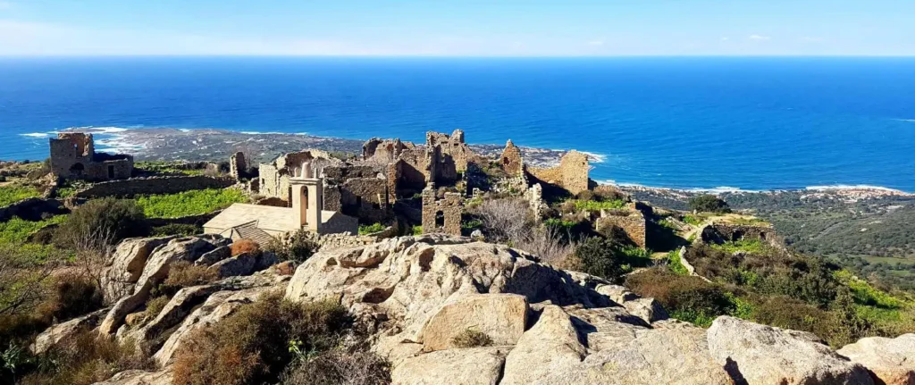 Pourquoi ce village isolé a-t-il été déserté depuis plus d’un siècle 1